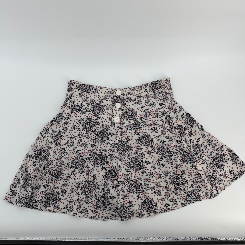 Free People Mini Skort‎ XS Boho Floral Flowy Elastic Waist Button Front Ivory